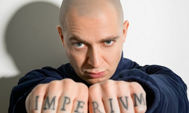 Oxxxymiron "заставил" бывшую девушку "забыть" об издевательствах и насилии: "Ей было 16"