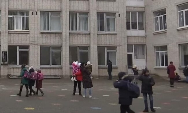 Школа, фото: скриншот из видео