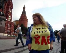 "Путін - х**ло": популярну пісню заспівали в центрі Москви, відео