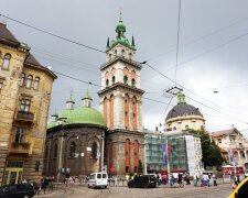 Очам відкрилося підземелля з останками: таємнича знахідка в центрі Львова спантеличила вчених