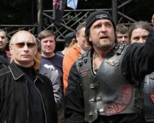 Путін завчасно привітав улюбленого байкера з 9 травня