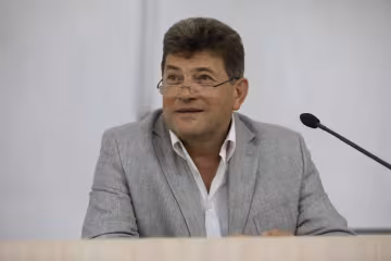 Владимир Буряк