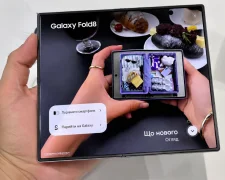 Samsung Galaxy Z Fold 8 vs Apple