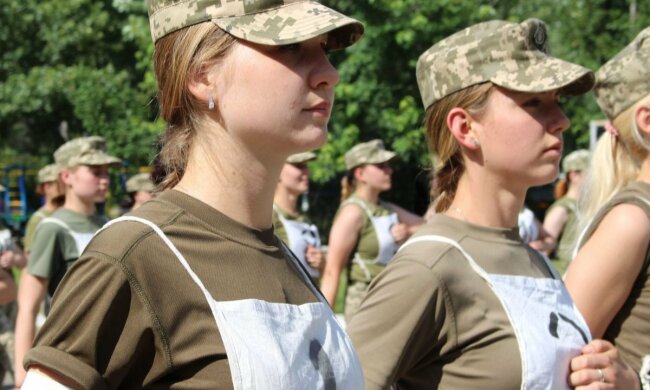 Тренировка шествия на параде-фото Министерство обороны Украины