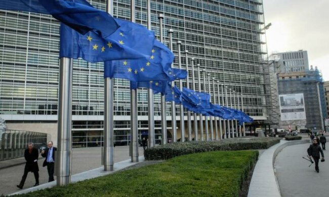 Догрались! Єврокомісія відмовила Україні у транші