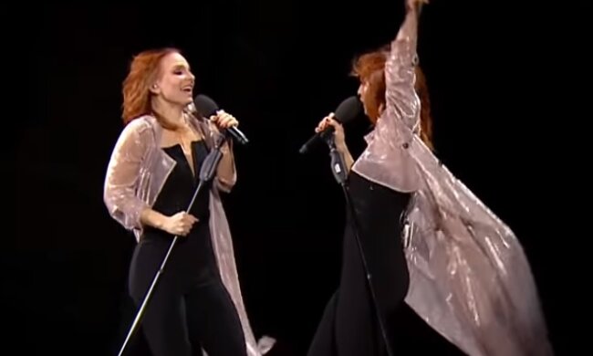 Сестры Anna-Maria, скрин из видео