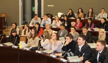 Україна готується стати учасницею міжнародної програми оцінки студентів