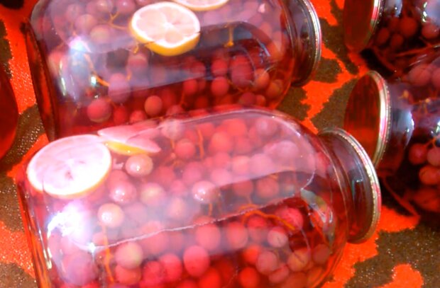 Виноградный компот, фото: кадр из видео