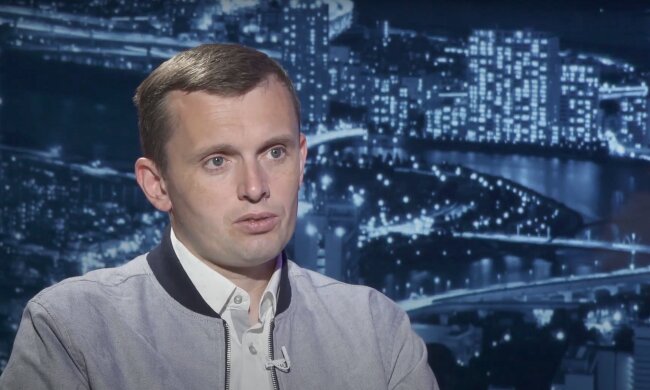 Руслан Бортник