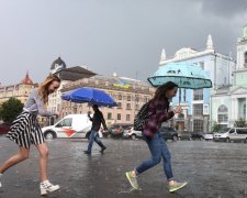 Погода на тиждень: стихія здивує українців волого-жарким міксом