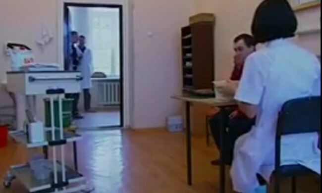 Медики психбольницы Павлова в Киеве восстали против нищенских зарплат, так жить нельзя - "Лечим души за копейки"