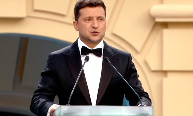 Володимир Зеленський нагородив Софію Ротару перед Днем Незалежності: "Національна легенда української музики"
