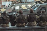 Дурість чи патріотизм: нахабний водій додав у парад ЗСУ німецьку розкіш