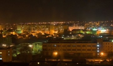 Вночі йорданець врізався в електроопору у Вінниці