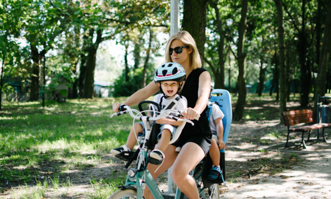 мама з дитиною