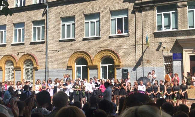 Школа, фото: скриншот из видео