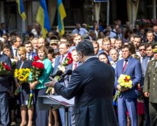Україна в ЄС і НАТО: Порошенко збирається переписати Конституцію