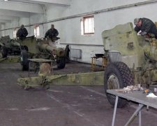 Рівненські ремонтники продовжують забезпечувати "богів війни" (фото)