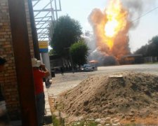 Від великого розуму: росіяни вирішили пожартувати з пальним