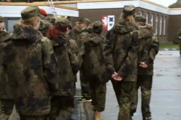Німецькі військові: фото скрін Ютуб