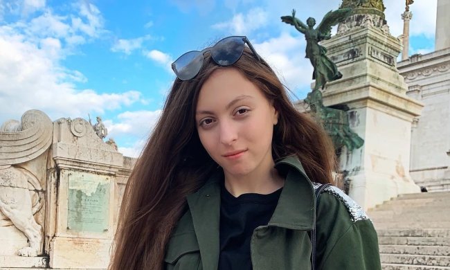 “Не успеваю ничего”: дочь Поляковой откровенно рассказала об учебе, замужестве и будущей профессии