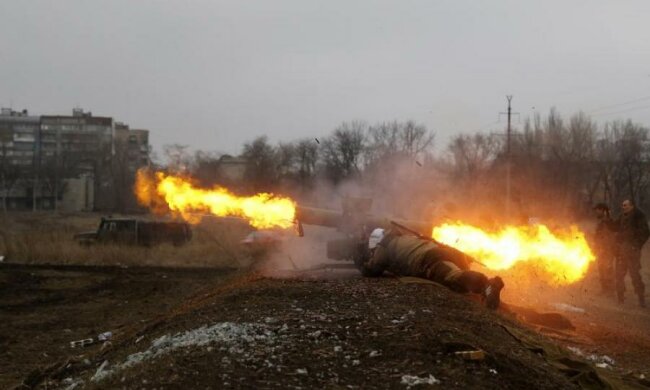 Беспокойная ночь в АТО: боевики накрыли позиции украинских воинов с бронетехники 