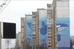 У Харкові з'явився гігантський мурал, рекорд України одним помахом пензля: видовищні фото