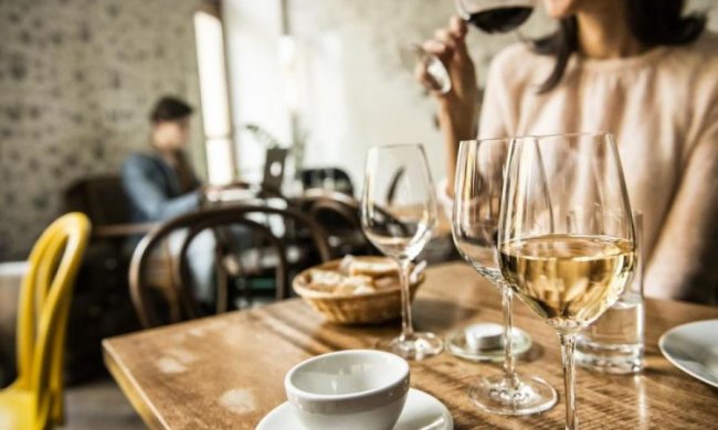 Колір настрою блакитний: новий трендовий напій цього літа уб'є вас наповал