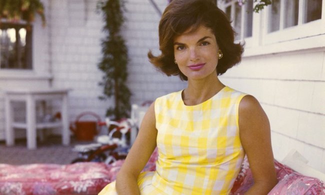 Коктейль з пшениці, млинці і шампанське: незвичайні правила харчування перших леді