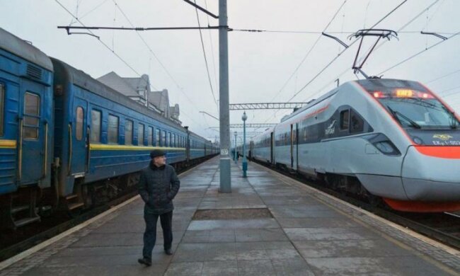 Никакой Германии Укрзализныця продолжит возить на советском хламе