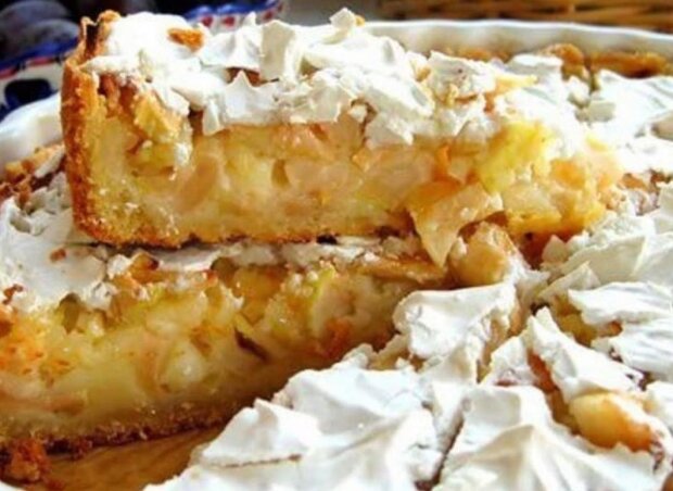 Цветаевский яблочный пирог, фото: instagram.com/milamista_sima_eda
