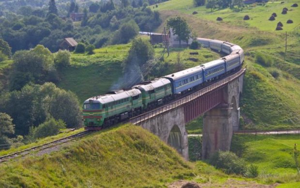 Укрзалізниця запустила пасажирський рейс в Карпати