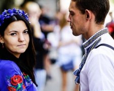 День вишиванки 2018: як правильно зберігати українське вбрання