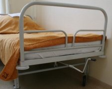 7 київських школярів закінчили випускний на лікарняному ліжку