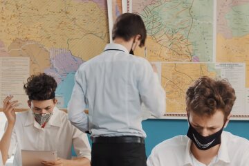 Школярі, скріншот: Youtube
