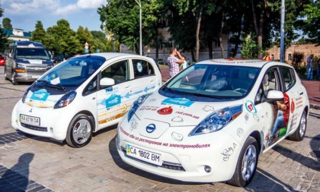 Українцям пообіцяли дешеві електромобілі