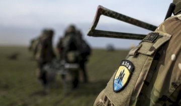 "Азов" перевели на "охорону бетону" поза зоною АТО