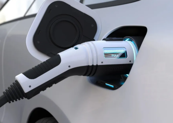 Електромобіль, кадр з відео