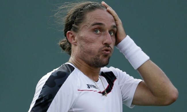 Лучший украинский теннисист проиграл на старте турнира в Кито