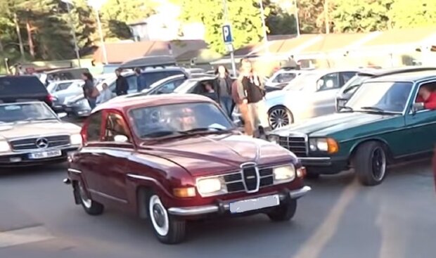Старі автомобілі. Фото: Youtube