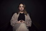 Випускниця дитячого будинку, кадр з відео