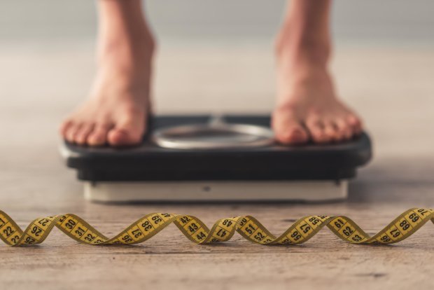 Взвешивайтесь: найден самый простой способ похудеть