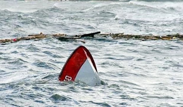 На Херсонщині перекинувся човен з рибалками - двоє загинули