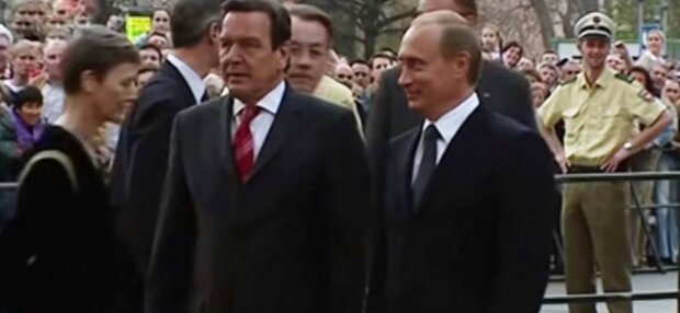 путин и Шредер, фото: скриншот из видео