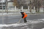 Сотні комунальників вийшли рятувати киян