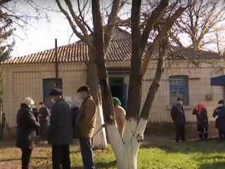 пенсионеры, скриншот из видео