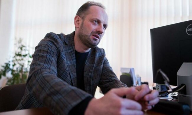 Роман Безсмертний: ворожнеча з Тимошенко, політичні невдачі і скандали