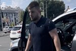Мажор обіцяв влаштувати стрілянину за зауваження: нахабно припаркував свій Mercedes