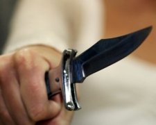 Пьяный мужчина в Одессе порезал прохожего
