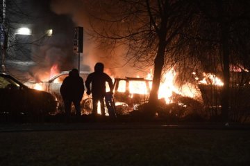 Стокгольм охватили массовые беспорядки